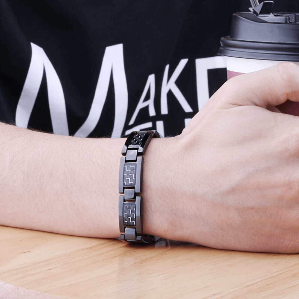 titaniumdetoxmagneticbracelet3.png