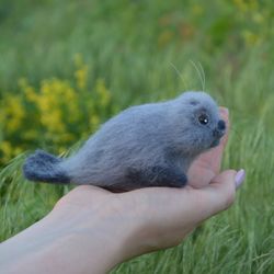 needle felted animal - needle felted seal - grey seal - realistic seal