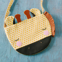 bag for children giraffe. sewing pattern and tutorial pdf