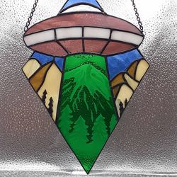 ufo suncatcher, ufo stained glass, stained glass window hangings, alien ornament, alien stained glass, mountain ornament