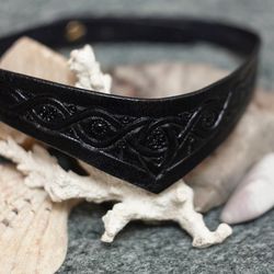 Black necklace for Dark Mori. Witchy leather necklace. Dark elf jewerly for women. Forest witch cosplay