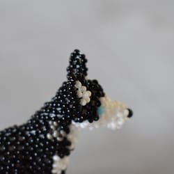 beaded dog, beaded husky, beaded keychain, custom dog, custom keychain, dog figurine, dog gift lover. siberian husky.
