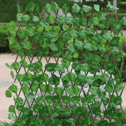 retractable fence with leaves