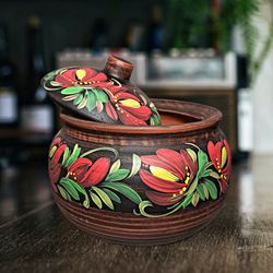 Pottery large casserole 152.16 fl.oz Handmade pottery pot with lid and color pattern