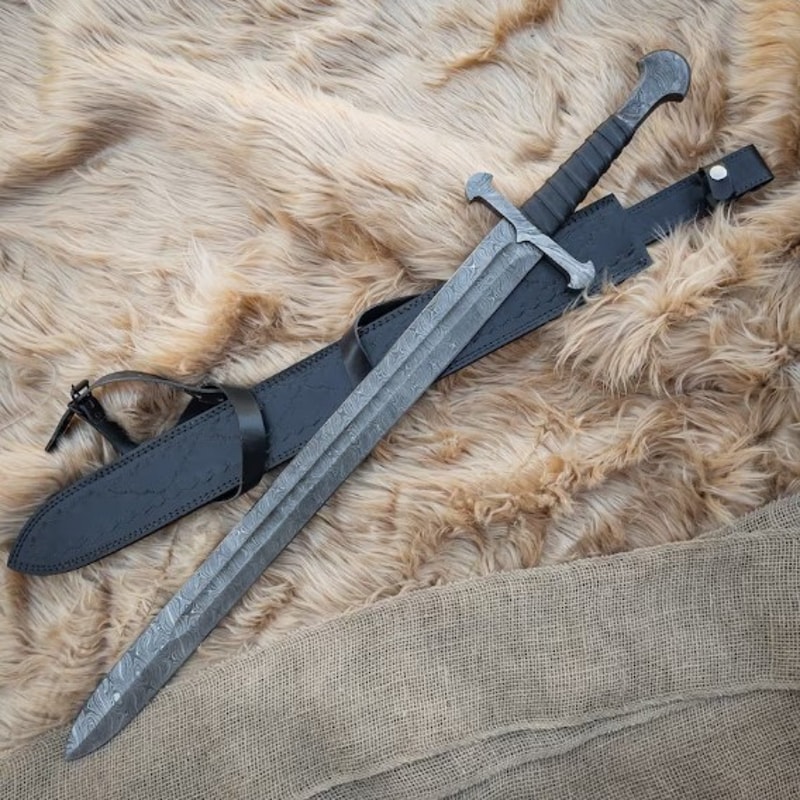 Scorched Earth Damascus Steel Sword Medieval Hand Forged Collectible Sword W Genuine Leather Back S