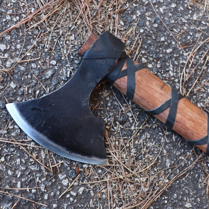 Wolf Heathen Viking War Axe for sales.jpg