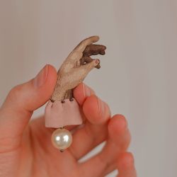 beaded brooch hand pin with pearl embroidery handmade pin mom gift idea embroidered jewelry brooch