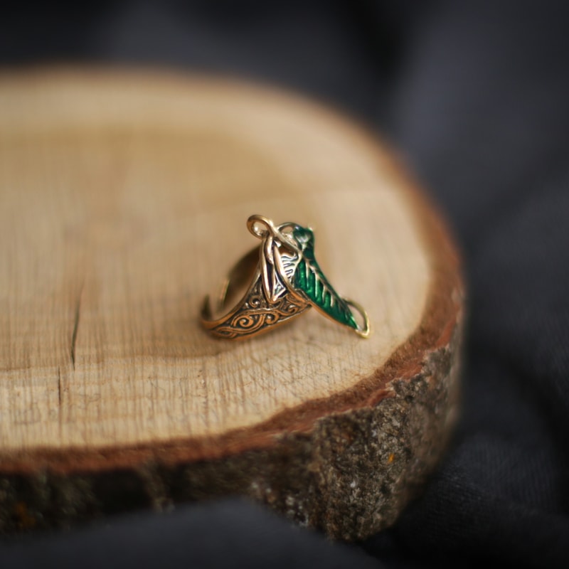 lorien-leaf-ring