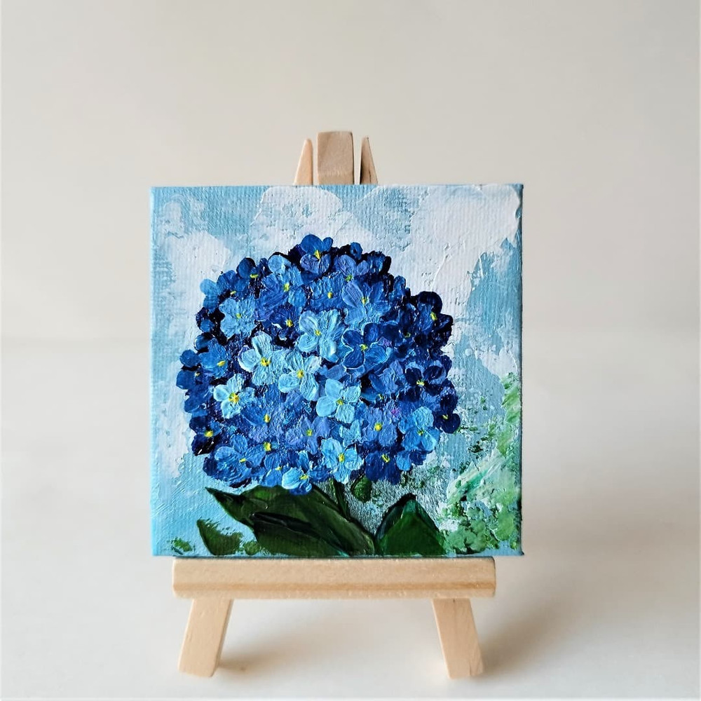 Acrylic-painting-hydrangea-canvas-wall-art-in-style-impasto.jpg