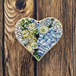 pattern for cross stitch "heart of flowers-2"