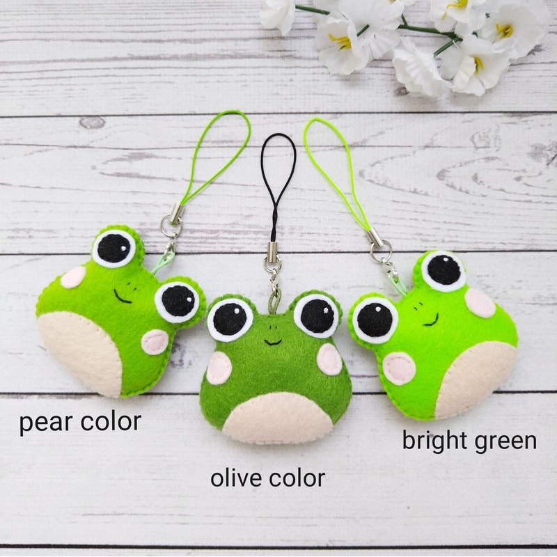 Frog-plush-keychain
