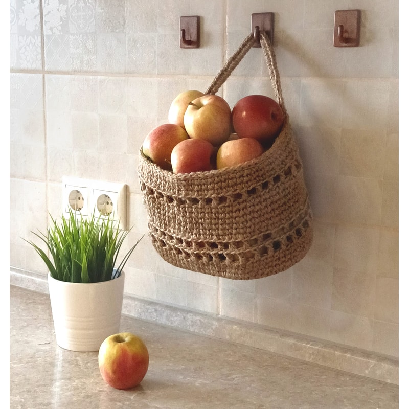 crochet hanging basket 01.jpg