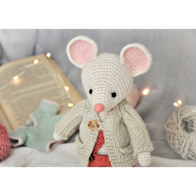 crochet-pattern-mouse-toy-amigurumi-boy.jpg