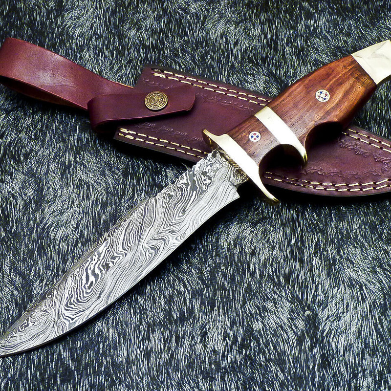 antique bowie knifes in usa.jpg