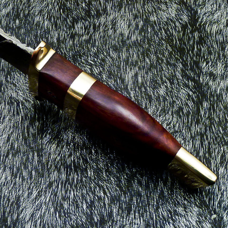 what are the benefits of antique bowie knife for cutting.jpg