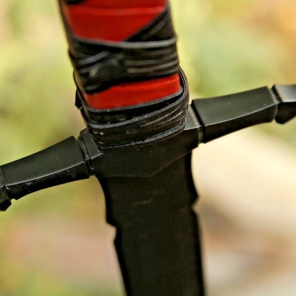 CUSTOM HAND FORGED CARBON STEEL POWDER CODING VIKING SWORD.jpeg