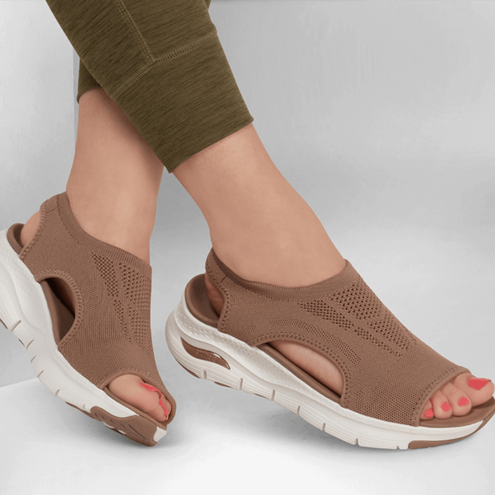 snugfitandwashableorthopedicslidesandalsforalldayarchsupportbrown.png