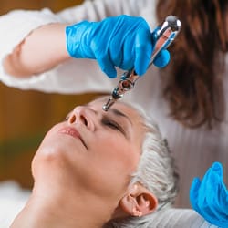 portable and electric laser acupuncture pen for non-invasive pain relief