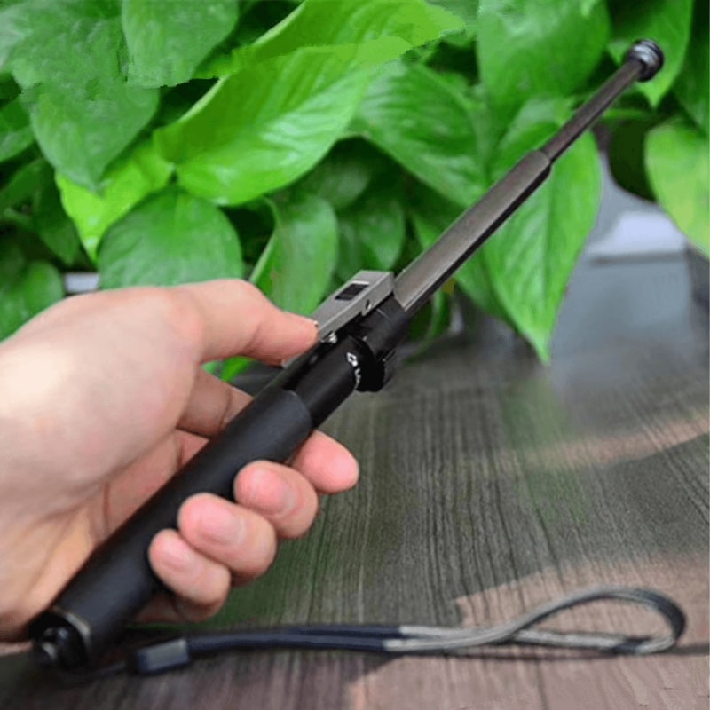 Outdoor Window Breaking & Women Safety Tool 1