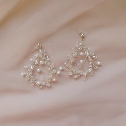 Wedding earrings, handmade wedding earrings, bridal earrings