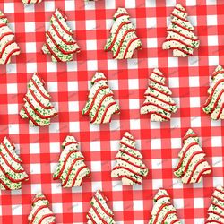 chritmas cakes 24 seamless tileable repeating pattern