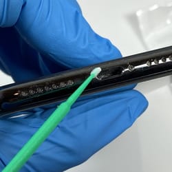 compact cell phone cleaning kit