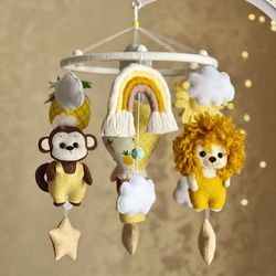 Baby mobile crib with safari animals, lion, monkey and giraffe mobile crib, Nursery tropical decor