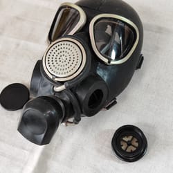 vintage soviet russian ussr military pmk-2 gas mask size 1 , 2 new. original