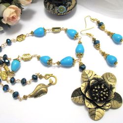 Handmade Victorian style Turquoise gemstone and brass flower pendant necklace jewelry set