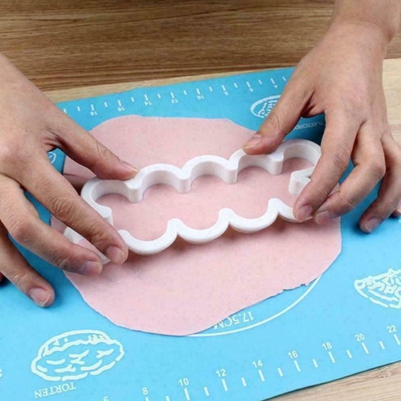 Easy Rose Cutter Set for Fondant (2).jpg