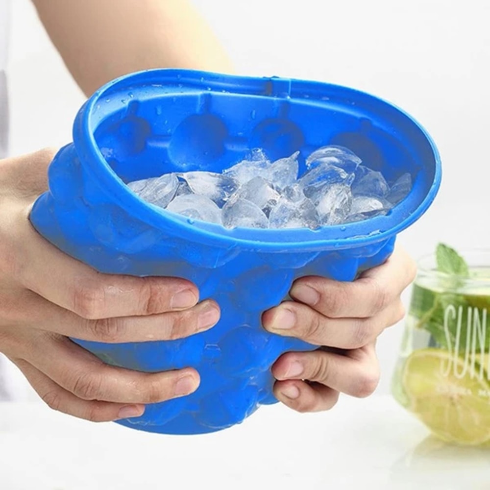 2-in-1 Ice Cube Maker 3