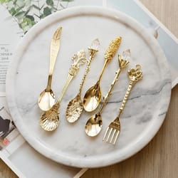 6pcs vintage gold carved cutlery set - royal style metal spoons & forks for coffee, snacks, desserts - kitchen utensils