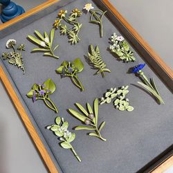 women vintage flower pearl brooch pins, elegant palace enamel plant corsage for wedding party jewelry gift