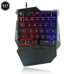 portable 35 keys mini wired keyboard, usb one-handed gaming mechanical keyboard, ergonomic gamer keypad for pc laptop