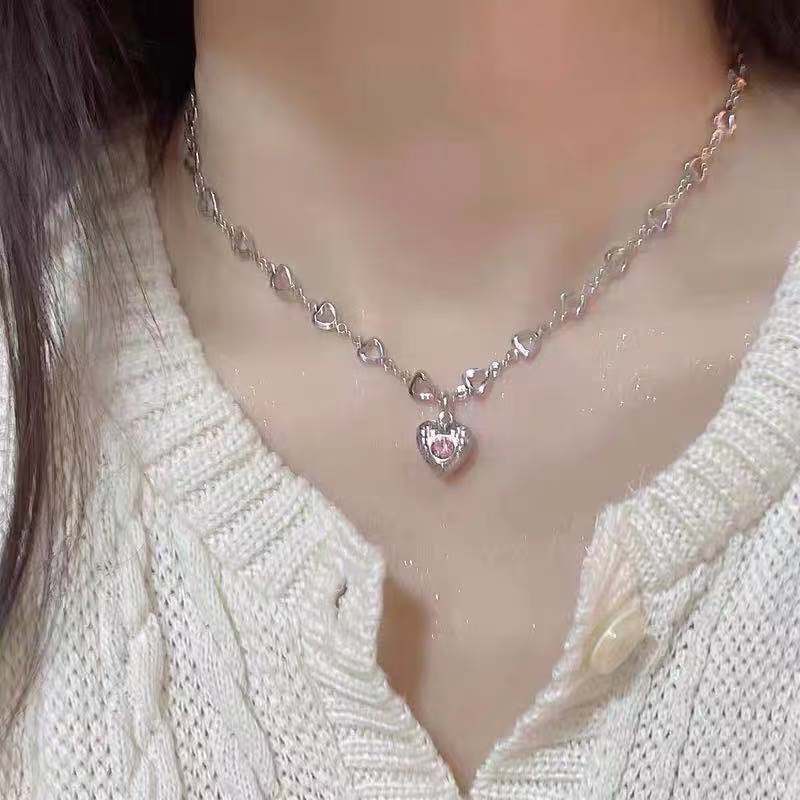 atBINew-Fashion-Y2K-Crystal-Heart-Planet-Pendant-Necklace-for-Women-Zircon-Aesthetic-Charm-Clavicle-Chain-Party.jpg