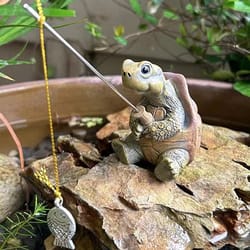 resin turtle figurine, creative rope fishing turtle statue cute simulation animal sculpture ornament for garden, patio