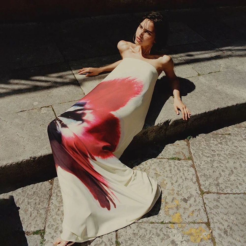 Sexy Strapless Floral Beachwear for Holiday Parties 3