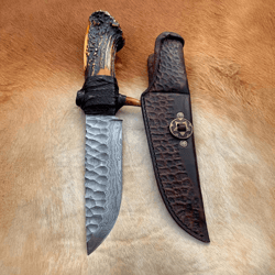 hand-forged damascus steel bowie knife | deer antler handle + textured blade & leather sheath | outdoor hunting & bushcr