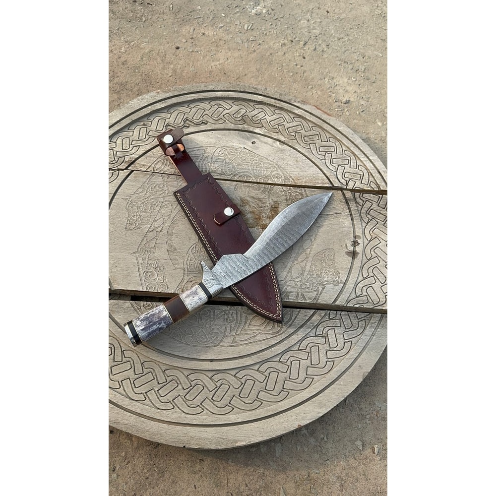 Handmade Damascus Kukri Knife With Leather Sheath 2