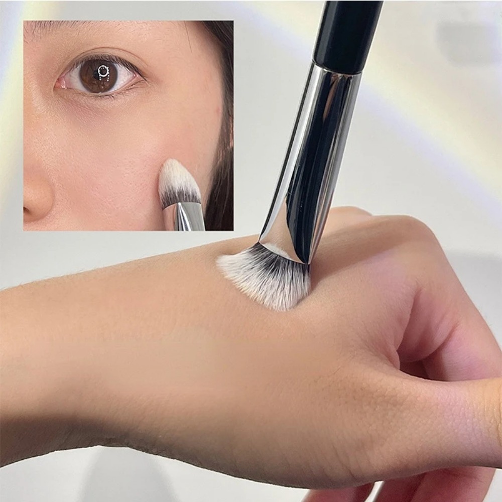 Karsyngirl Foundation Concealer Makeup Brushes, Contour Highlight Detail Brush Cosmetic Beauty, Three Sided Slope Tool