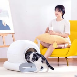 automatic cleaning cat litter box, smart, enclosed electric toilet with deodorizing for odor-free homes & hassle-free