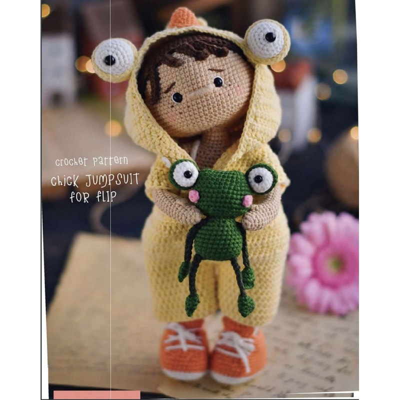 Flipper The Frogs Hunter Amigurumi PDF Pattern toys patterns.jpg