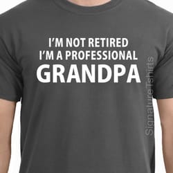 grandpa gift im not retired im a professional grandpa shirt fathers day gift awesome grandpa t-shirt retired grandpa gif