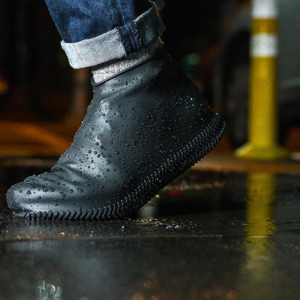 Ultra-Durable Silicovers Non-Slip Shoe Covers: Keep Your Shoes Clean & Dry Black