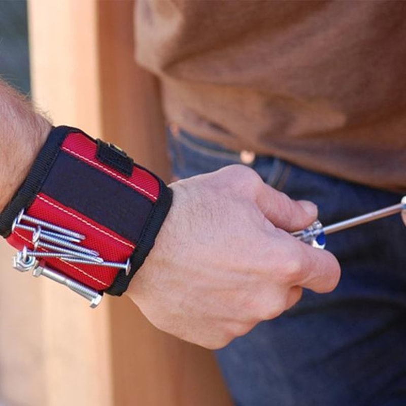 Handyman Magnetic Wristband with Pocket for Holding Screws