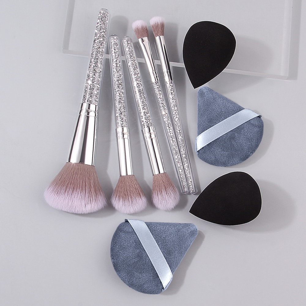 Makeup Brush Set with Diamond Handles, Soft Bristle Blush Eyeshadow Contouring Brush, Makeup Sponge Powder Puf