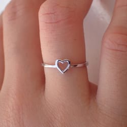 love heart ring