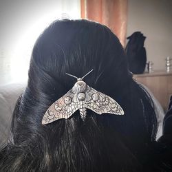 vintage gothic moth hair clip – elegant halloween hair pin for parties
