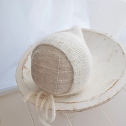Newborn knit white pixie hat photo prop. White knitted bonnet newborn photography prop. Newborn boy knit cap first pic