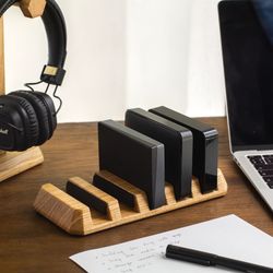 Stylish HD SSD Wooden Holder - Keep Your Desk Clutter-Free and Manage 5 Hard Drive External Portables